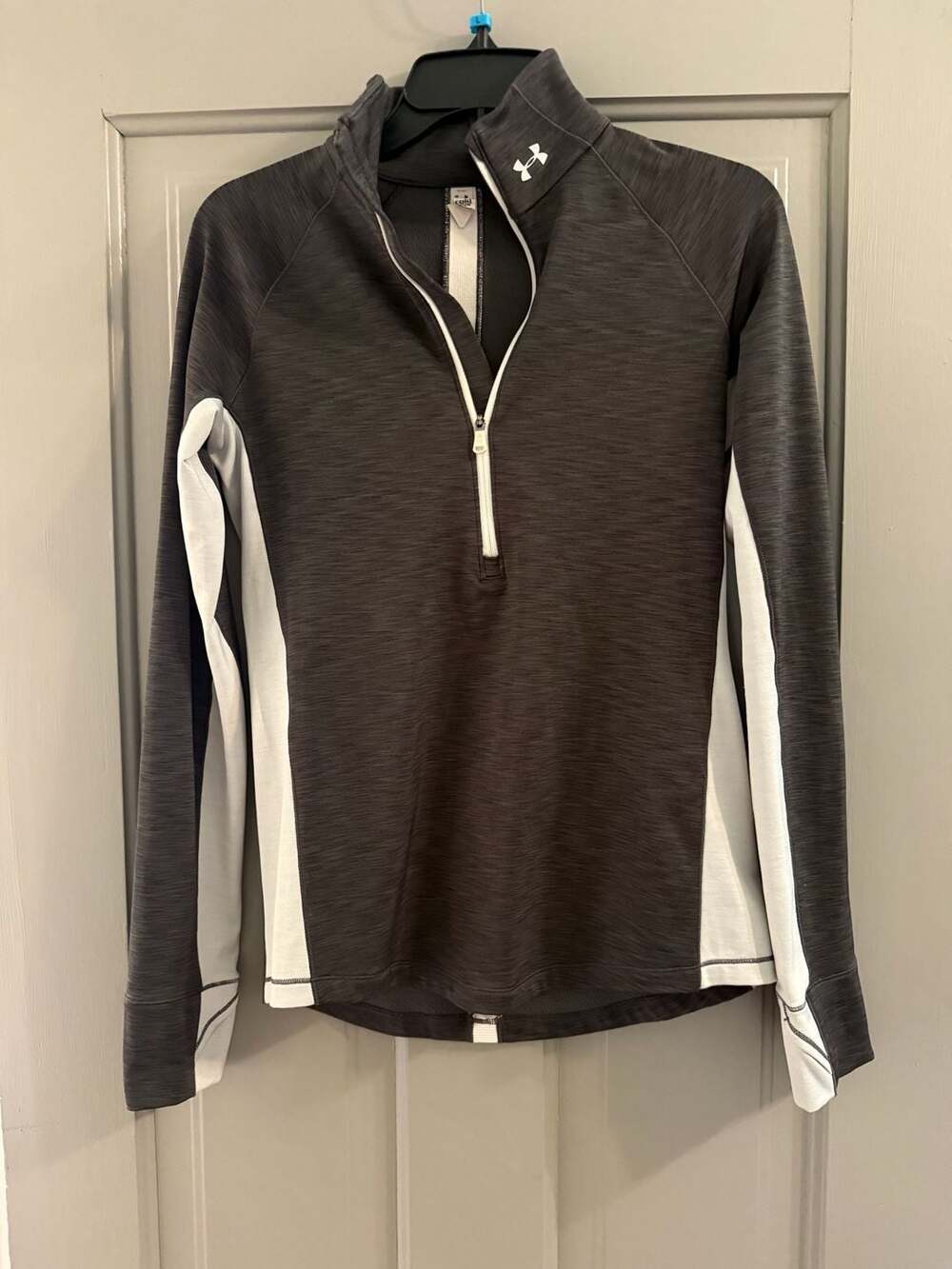 Under Armour Women's ColdGear 1/2 Zip Long Sleeve Pullover Jacket Gray White Siz